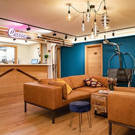 Roomie Alps Design Hostel 키츠부헬 외부 사진