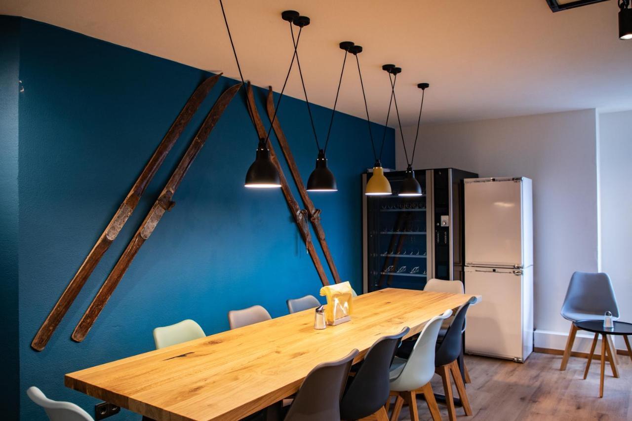 Roomie Alps Design Hostel 키츠부헬 외부 사진